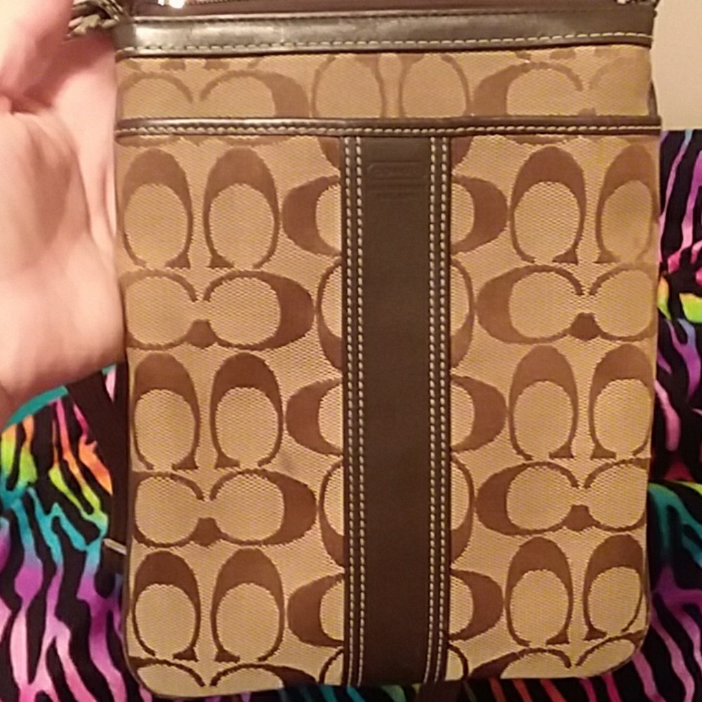 Coach Purse - Picture 2 of 4